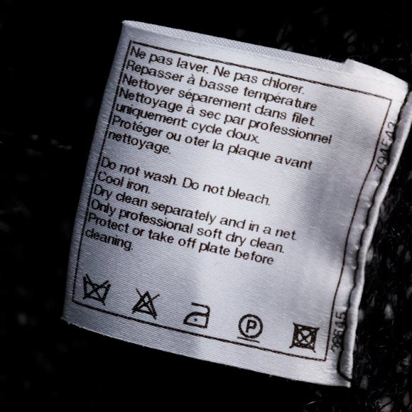 Chanel Fall 2010 Grey Tweed Sweater Dress - Picture 11 of 11